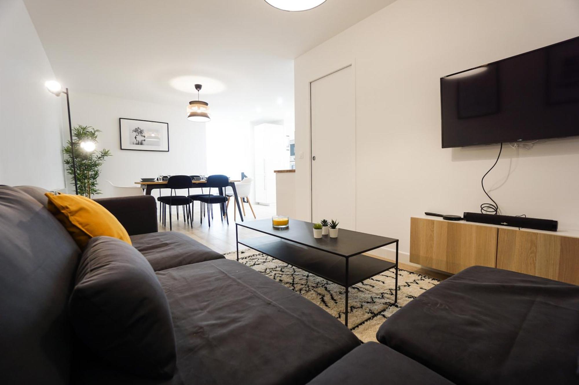 Spacious Apartment Near The Champs De Mars ปารีส ภายนอก รูปภาพ